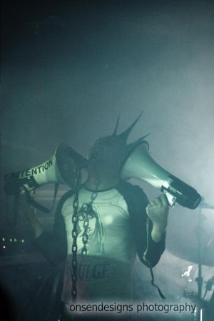 Proof-MIDI Ghetto Tour-Left Spine Down-2010-05-10-19-40-04